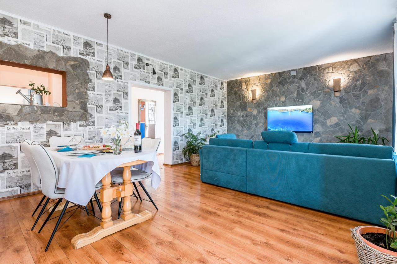 Apartment Vice Šibenik Exteriör bild