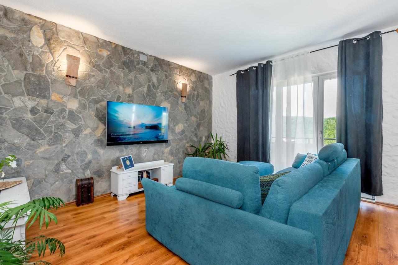 Apartment Vice Šibenik Exteriör bild